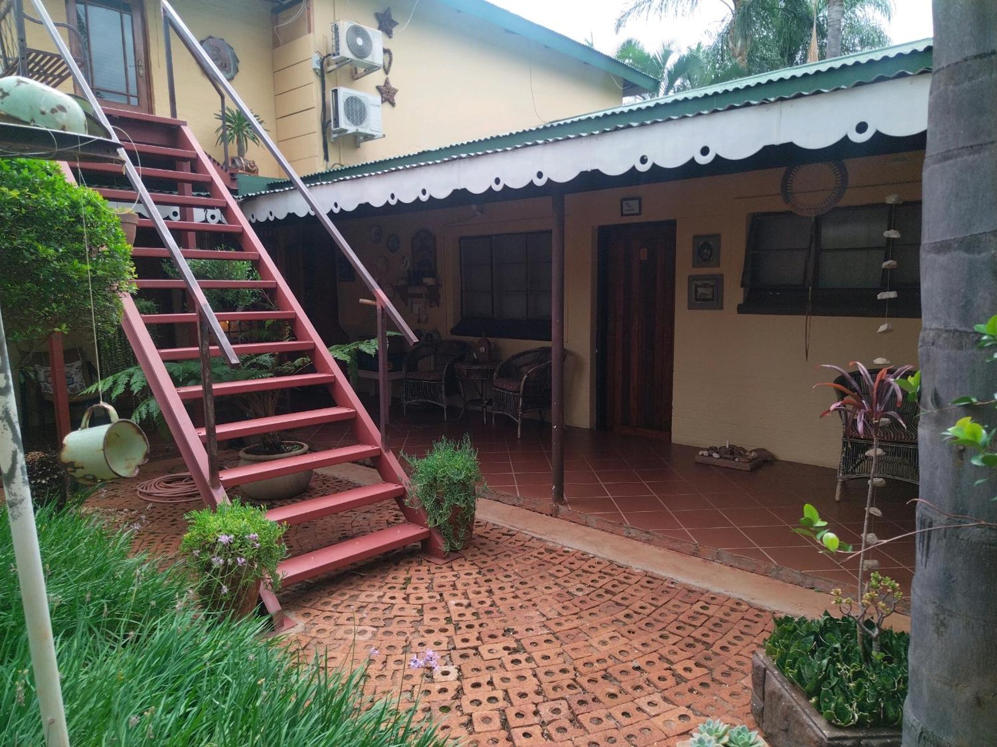 Africas Eden Guesthouse Mookgophong ภายนอก รูปภาพ