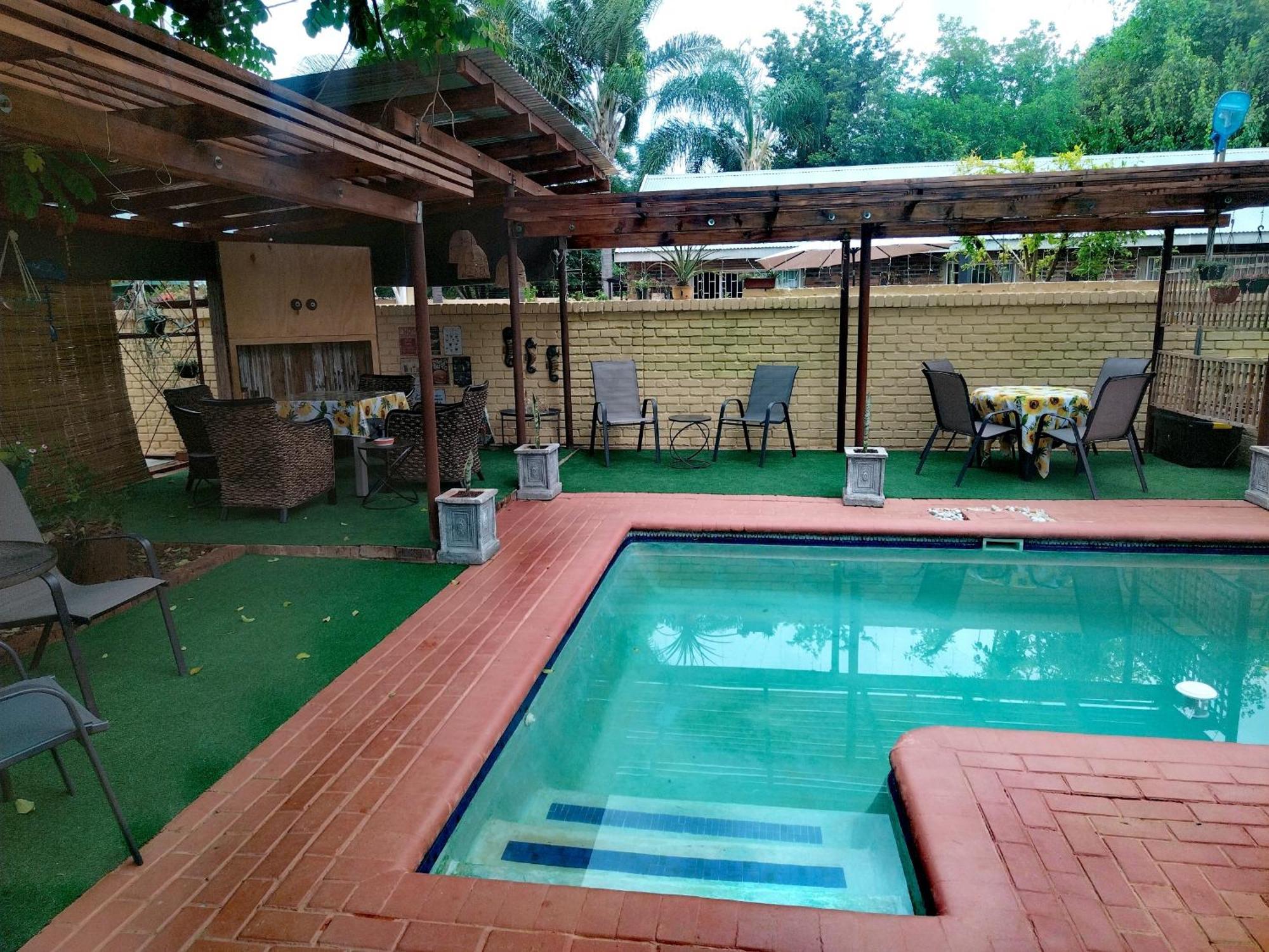 Africas Eden Guesthouse Mookgophong ภายนอก รูปภาพ